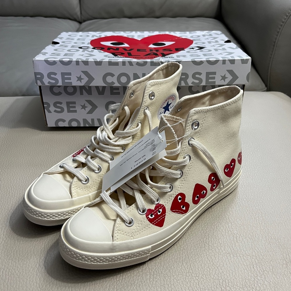 NWB - Converse x Comme des Garçons Play All Star Chuck 70 High Top -M8W10, M9W11